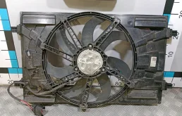 [Б/У] Вентилятор радиатора 300W VW Skoda Audi Skoda - Дефект фишки и крепления [Незначительные дефекты] VAG 5Q0121203DQ