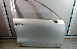 [Б/У] Дверь передняя правая Touareg 7P Cayenne VAG 7P0831056