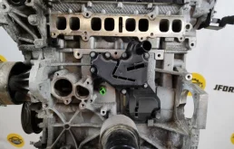 Двигатель без навесного для Ford Kuga 2019 года на фотографиях