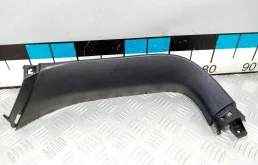 [Б/У] Обшивка двери багажника правая HYUNDAI / KIA 817402Y0009P