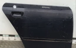 [Б/У] Дверь задняя правая Audi A4 (B6) 2000-2004 VAG 8E0833052