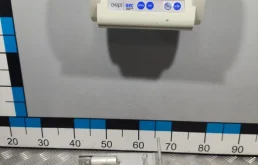[Б/У] Кронштейн переднего усилителя правый VAG 8K0807134D