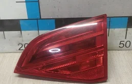 [Б/У] Фонарь задний внутренний правый Audi A4 - под полировку [ХОРОШЕЕ] VAG 8K9945094