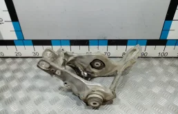 [Б/У] Кулак поворотный задний левый VAG 8R0505431F