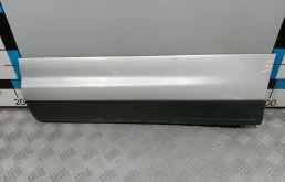 [Б/У] Молдинг двери задней левой PORSCHE 95855978900