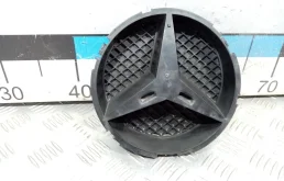 [Б/У] Кронштейн решетки радиатора Mercedes MERCEDES BENZ A0008880060