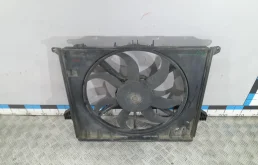 [Б/У] Вентилятор радиатора - в сборе / 600W MERCEDES BENZ A1645000593