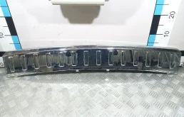 [Б/У] Накладка заднего бампера Mercedes W166 ML/GLE - Мелкие царапины выцветание хрома [Незначительные дефекты] MERCEDES BENZ A1668852174