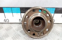[Б/У] Ступица передняя 4-MATIC MERCEDES BENZ A2053340300