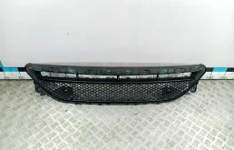 [Б/У] Решетка в бампер центральная MERCEDES BENZ A2138856900