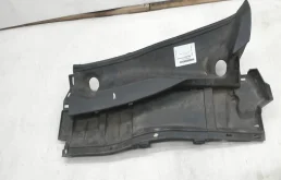 Кожух трапеции Toyota Corolla