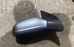 зеркало правое opel astra H 5d электро