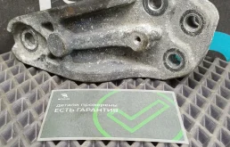 Б/У Кронштейн опоры двигателя правый Kia Ceed 1 ED (G4FC) 1.6L AT 2010 хэтчбек 21815-2H000