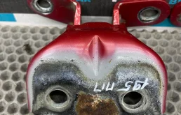 Б/У Петли двери передней правой Kia Venga  YN (G4FC) 1.6L AT 2012 793202B020