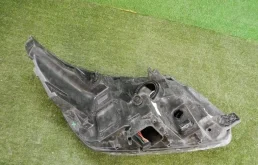 Фара левая для Ford Explorer на фотографиях