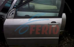 Дверь передняя левая для Toyota Corolla 2004 года на фотографиях