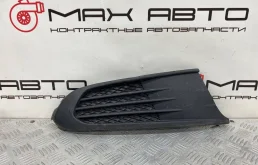 Накладка противотуманной фары передний правый Volkswagen Polo, V (2009—2015) 2010 CAYB, CAYC, CBZC, CDDA, CDLJ, CFNA, CFNB, CFWA, CGGB, CGPA, CGPB, CLPA, CLSA, CMAA, CNKA, CPTA, CTHE 6RU853666C