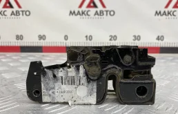 Б\У Замок капота (ДЕФЕКТ) Audi Q7 4L BAR 4.2L 2006 4l0823509