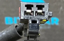 Фишка датчика ABS 59910A6300