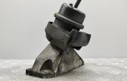 Подушка двигателя Toyota Celsior UCF30 UCF31