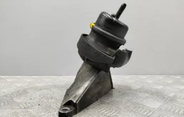 Подушка двигателя Toyota Celsior UCF30 UCF31