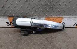 Ручка двери Ford Focus 2010 1480070 2 SHDA, передняя правая