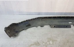 Отбойник капота для Audi Q3 на фотографиях