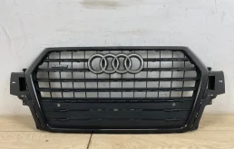 Решетка радиатора для Audi Q7 2020 года на фотографиях