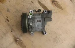 Компрессор кондиционера для Nissan Primera 1999 года на фотографиях