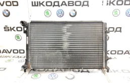 Радиатор охлаждения двигателя Skoda Octavia 2011 1K0121251CD A5 (1Z) 1.6 BSE