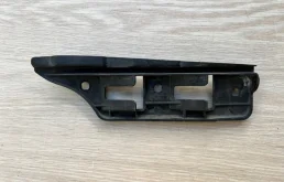Направляющая бампера Volkswagen Golf 5 1K0807184 1K, передняя правая