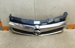 Решетка радиатора Opel Astra 2007 H, L35