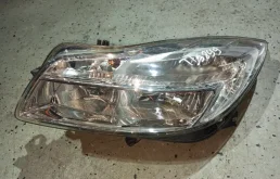 Фары для Opel Insignia на фотографиях