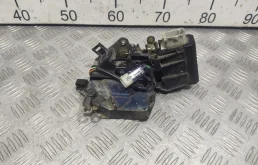 [Б/У] Замок двери задней левой BMW E39 E38 BMW 51228125671