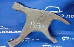 рычаг AUDI A6 4G2 CHJA R 8K0505312J
