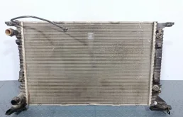 Радиатор охлаждения двс Audi A4 8K0121251AJ 4G2 CABB
