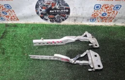 Петли капота Audi A8 2006 4E0823301G D3 BVJ