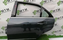 Дверь задняя левая Mercedes-Benz E class 2012 A2127300105 200 М271860