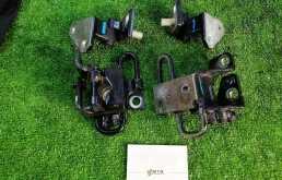 Петля двери Volkswagen Golf 2009 1K4833412 MK6 CCZ
