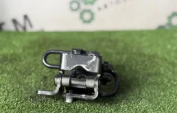 Петля двери Volkswagen Golf 1K4833412 MK6 CCZ, задняя правая