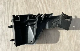 Направляющая бампера Audi Q5 8R0807283C 8R, передняя левая
