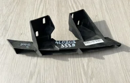 Крепление бампера Audi Q7 4L0807333A 4L, переднее левое