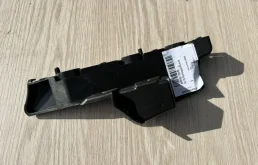 Направляющая бампера Audi Q7 4M0807284B 4M, передняя правая