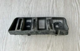 Направляющая бампера Skoda Rapid 5JH807393A 5J, задняя левая