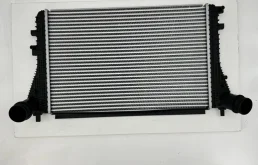 Интеркулер VAG 1K0145803CA