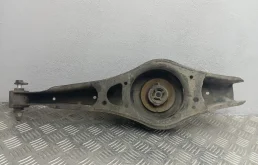 Рычаг нижний Volkswagen Passat B6