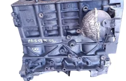 Блок цилиндров Volkswagen Passat B5 рест. 2003 AWX