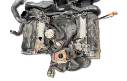 Двигатель Audi A6 C5 2001 AKE