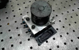 Блок ABS A4 B7 (8EC, 8ED) 2004-2008 2,0 Дизель МКПП Седан.