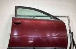 Дверь передняя правая A6 C5 (4B) 1997-2001 2,4 Бензин МКПП 5ст. Седан.
